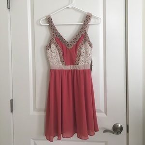 Sleeveless dress