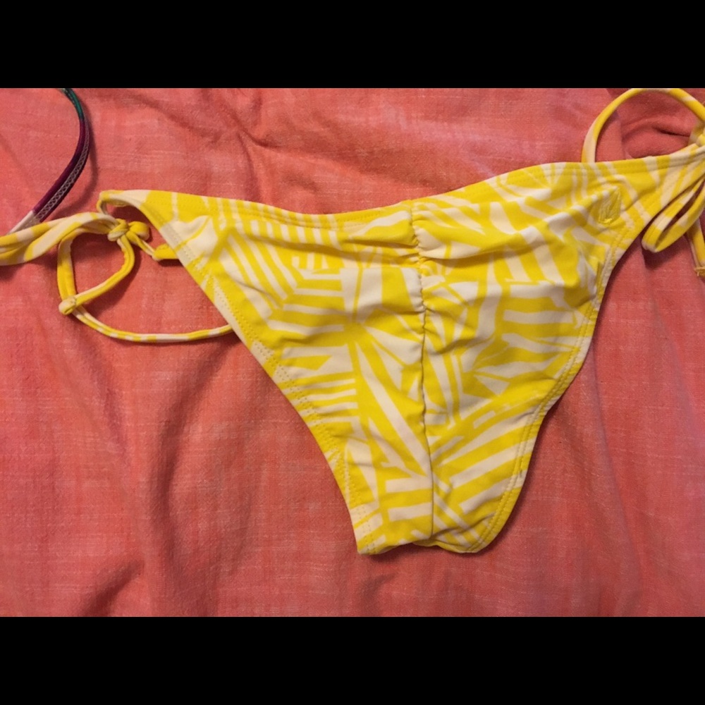 Yellow volcom bikini