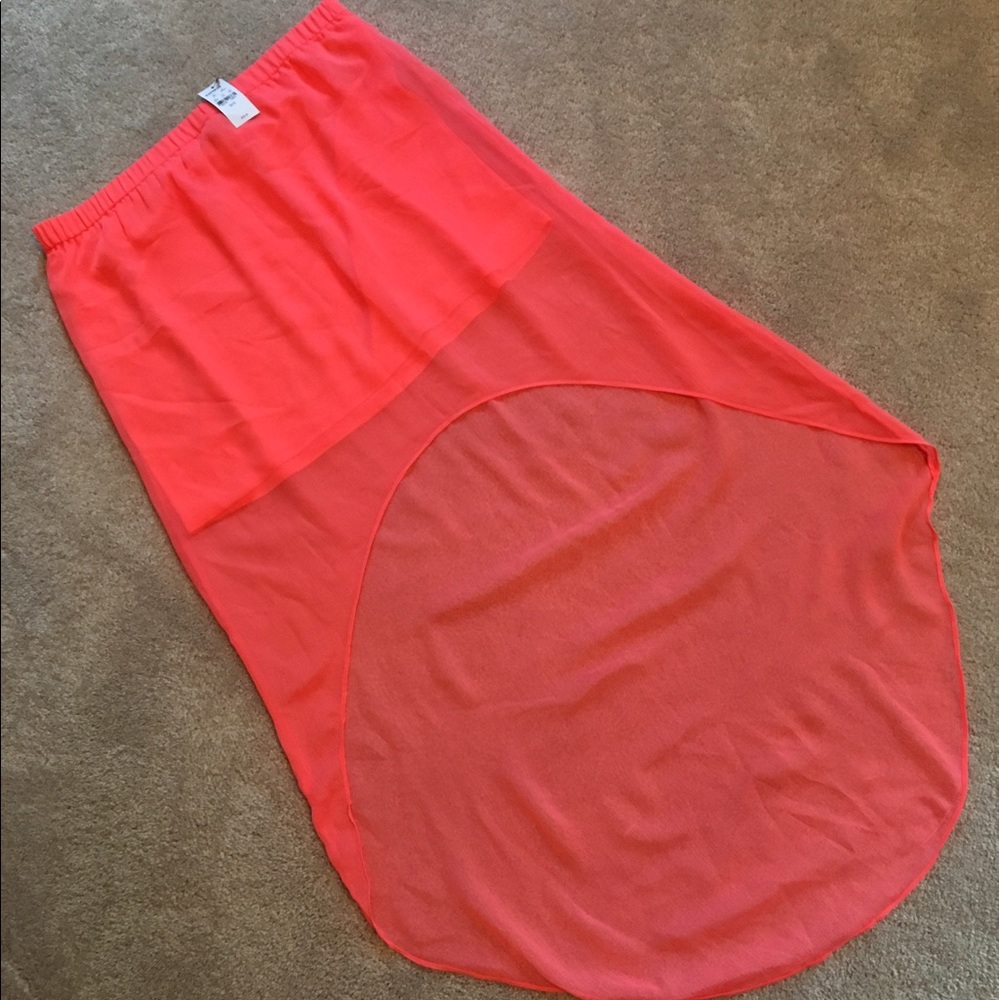 NWT Express Hi-low Skirt