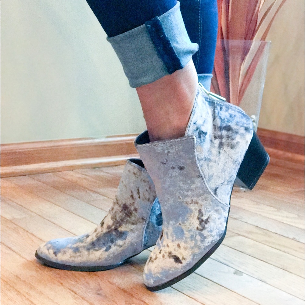 Crushed Suede Booties - Picture 3 of 8