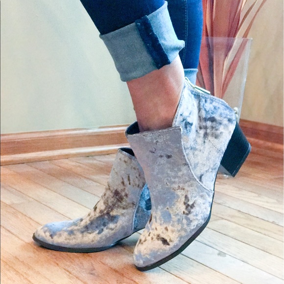 Crushed Suede Booties - Picture 3 of 8