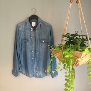 American Eagle Outfitters chambray shirt