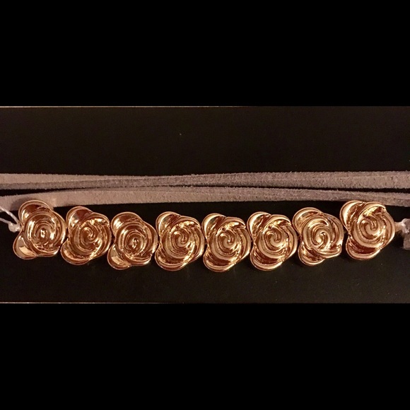 ROSE LEATHER CHOKER Grey SUEDE Roses Wrap Around - Picture 3 of 6