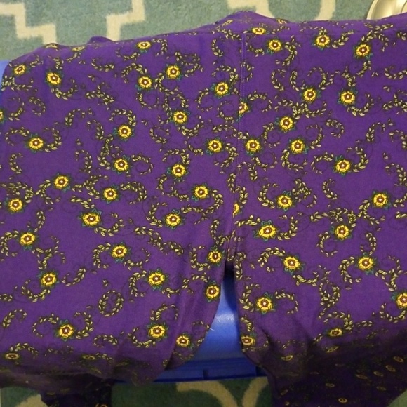 LuLaRoe Pants - Lularoe TC PURPLE SUNFLOWER leggings