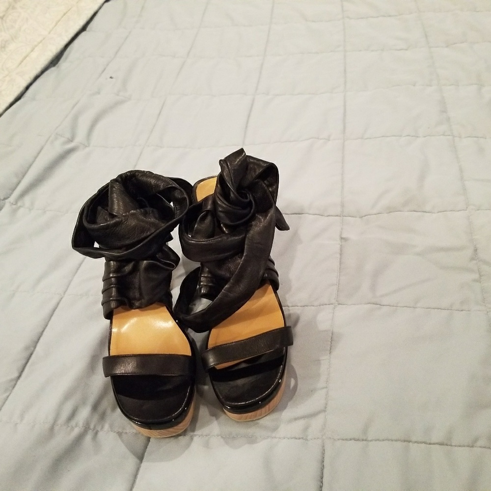 Authentic Hermes Metisse sandal