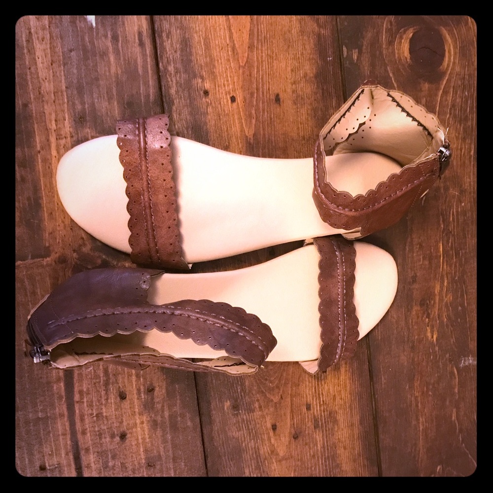New brown leather sandals