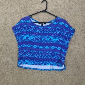 Crop top with design