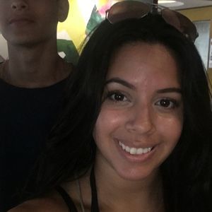 Meet your Posher, Leevette