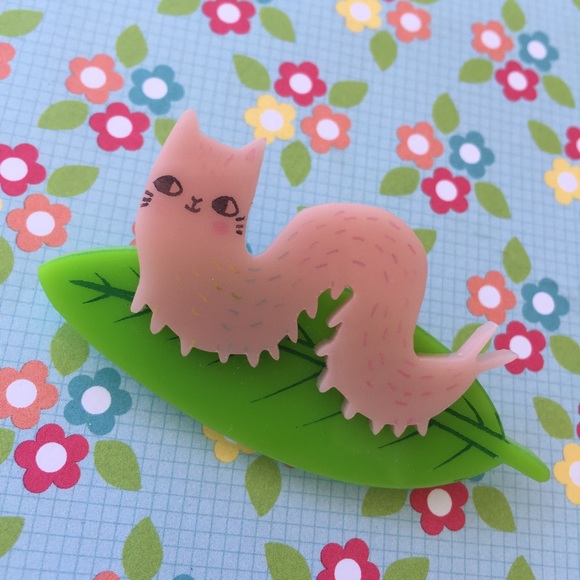 Modcloth Jewelry - Cat-erpillar Brooch