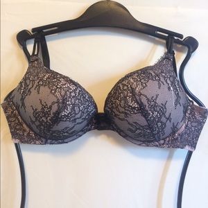 Victoria's Secret Bombshell Plunge Bra 34C