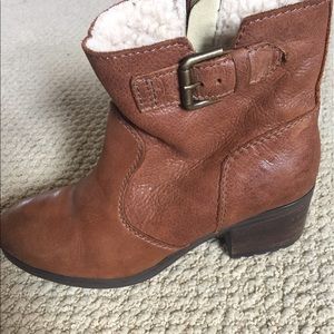 Steve Madden boots