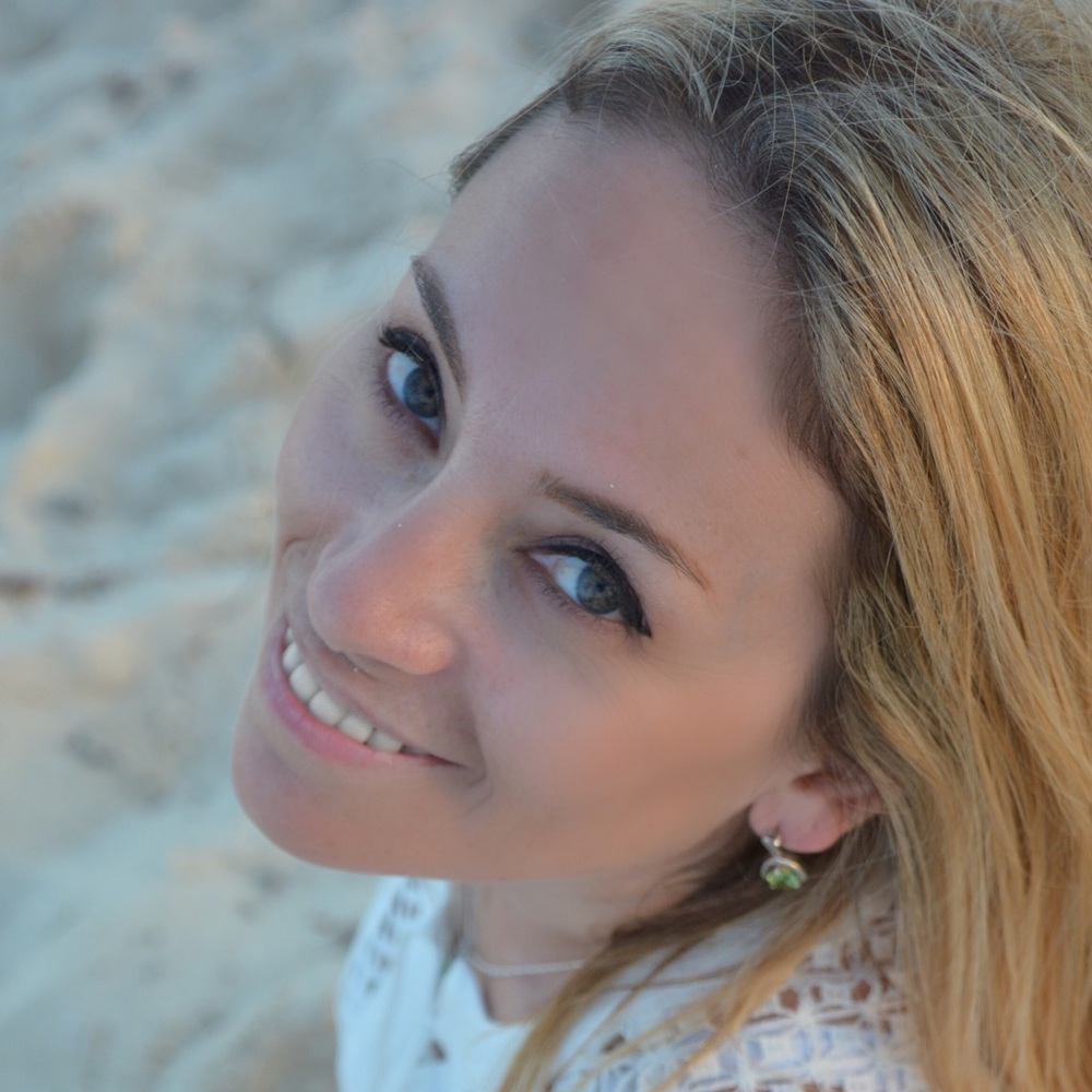 Meet your Posher, Ximena