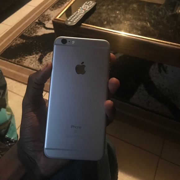 iPhone 6s Plus - Picture 2 of 2