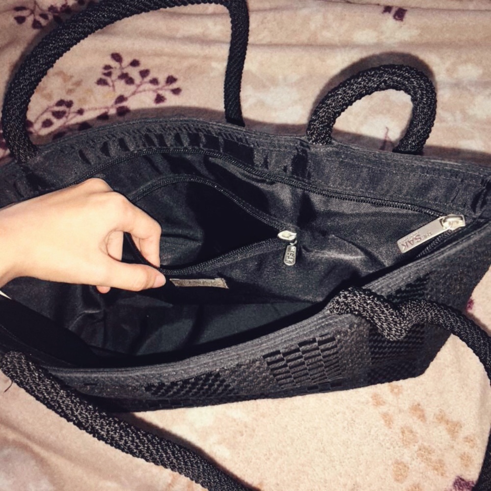 Handbag - Picture 2 of 2