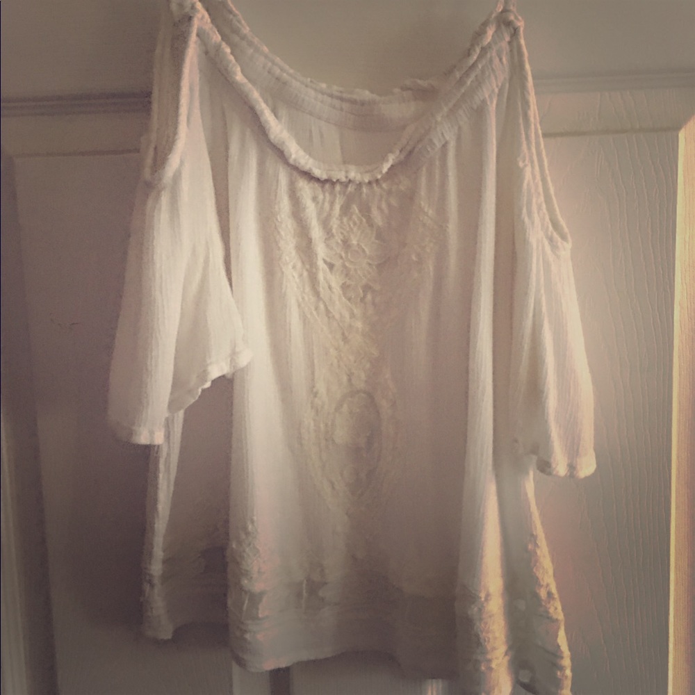 tilly's cold shoulder top