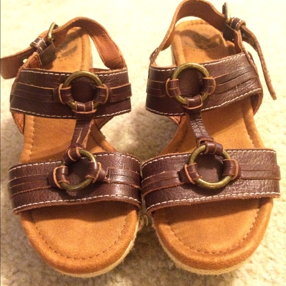 Brown Buckle Wedges