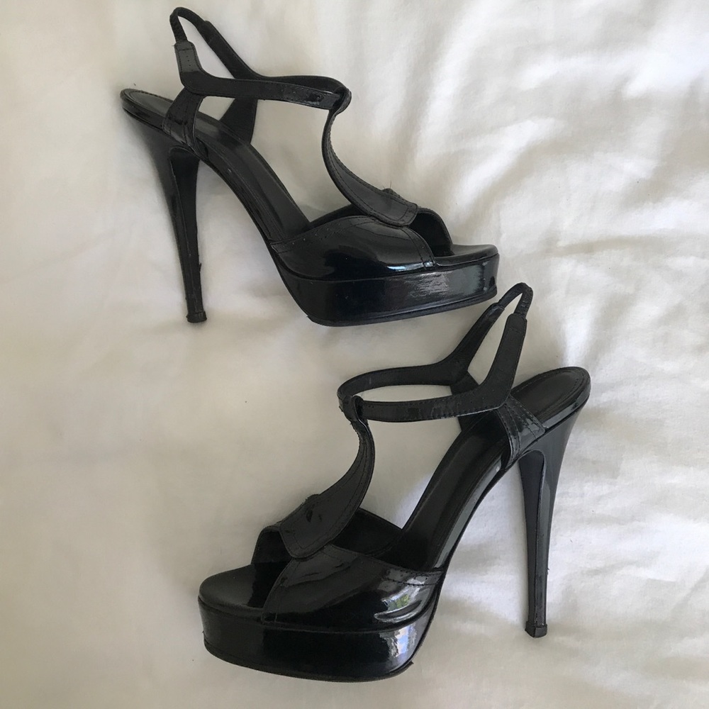 YSL Patent Leather T-Strap Sandals Fit Size 9.5