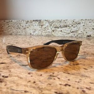 Two toned rayban new wayfarer