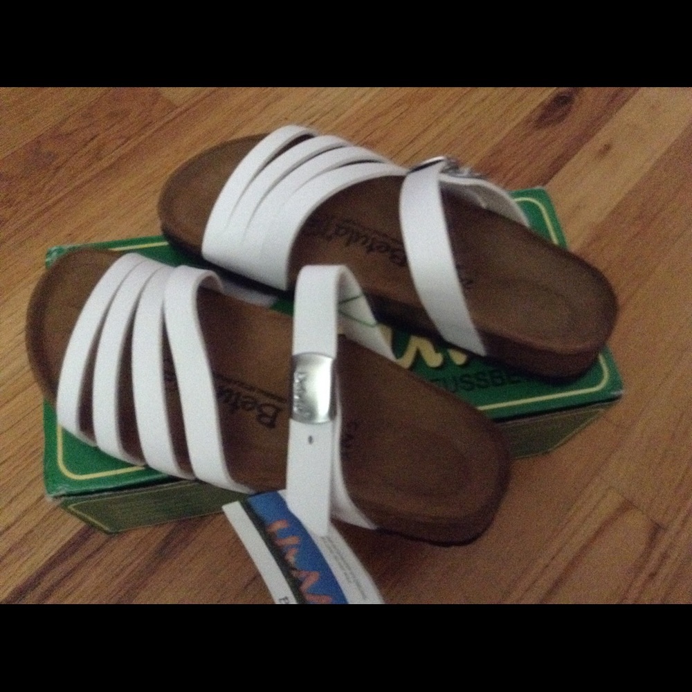 New- Birkenstock Burma Flor sandal