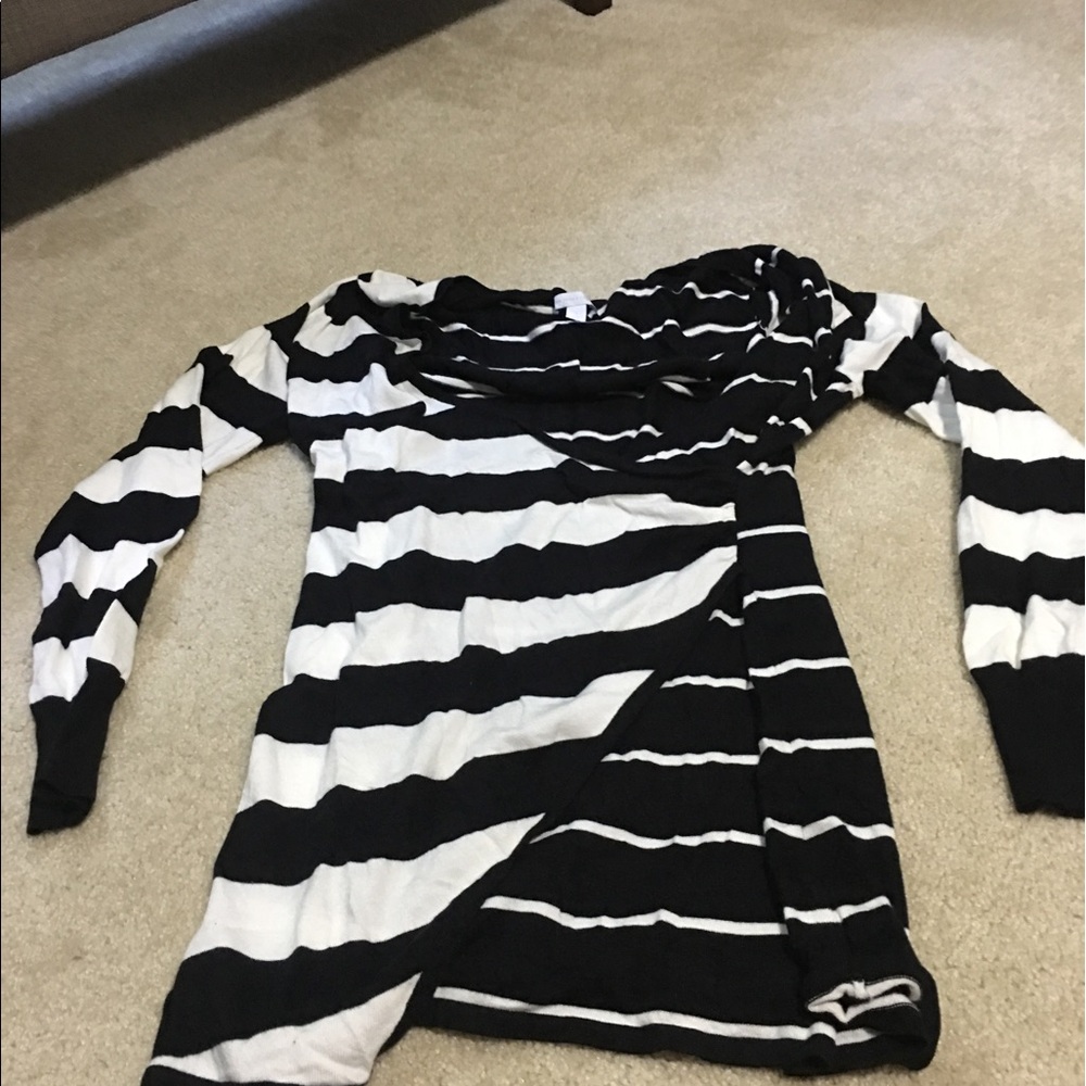 Black and white sweater