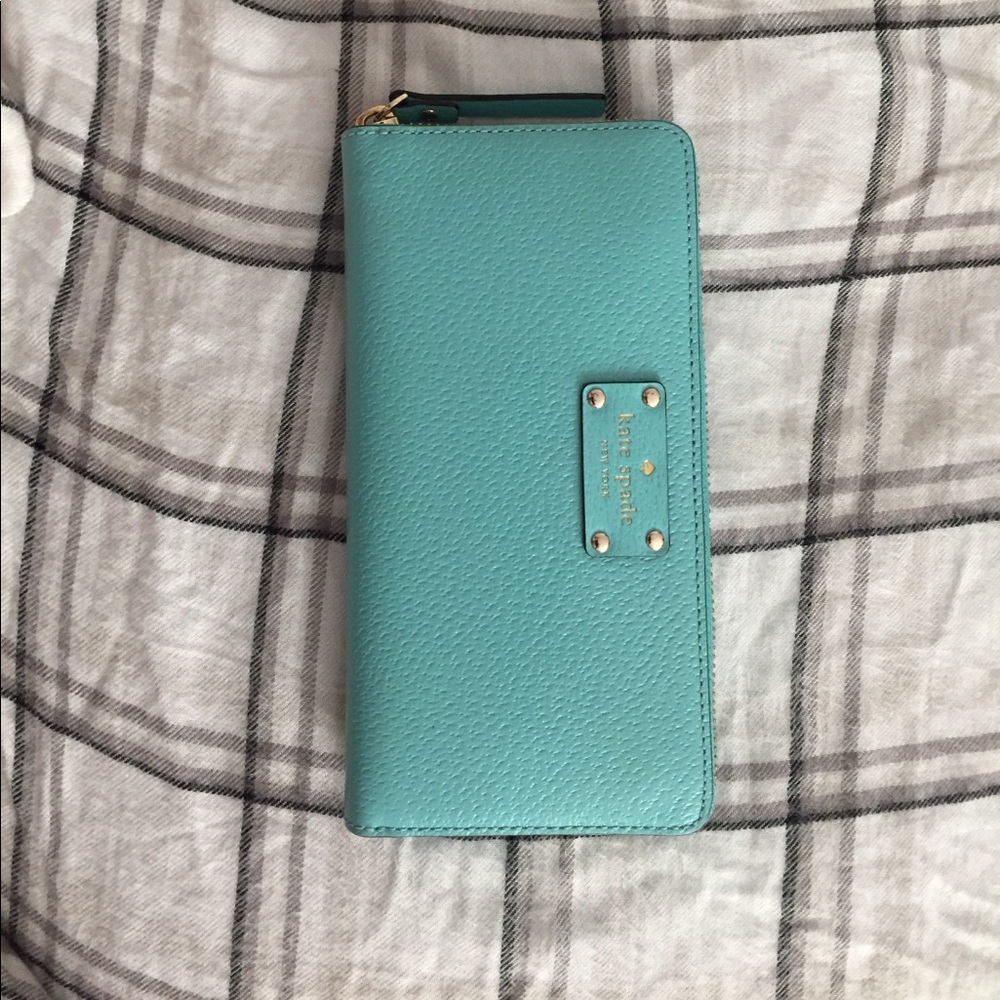 Brand new Never used Kate Spade wallet