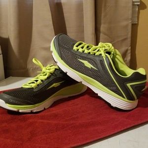Avia Running Shoes NWOT