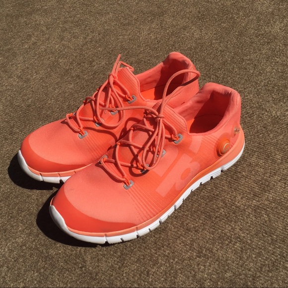 Reebok - Picture 4 of 4