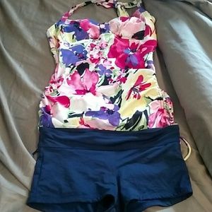 Floral tankini and boy short bottoms
