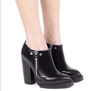 Jeffrey Campbell Delve Bootie