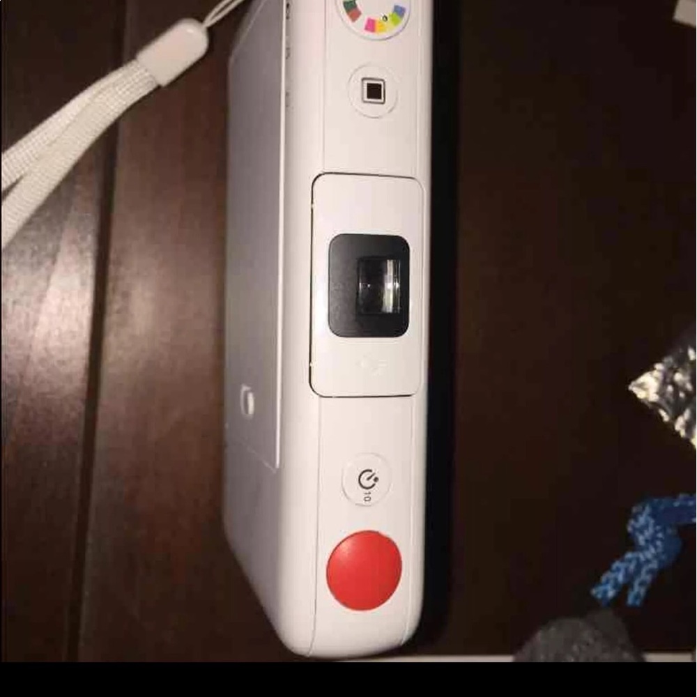 Camera - Picture 3 of 3