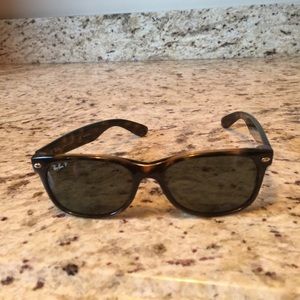 Tay-Ban Tortoise new wayfarer polarized