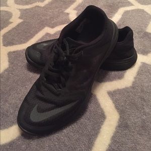 Women size 9 Nike sneakers