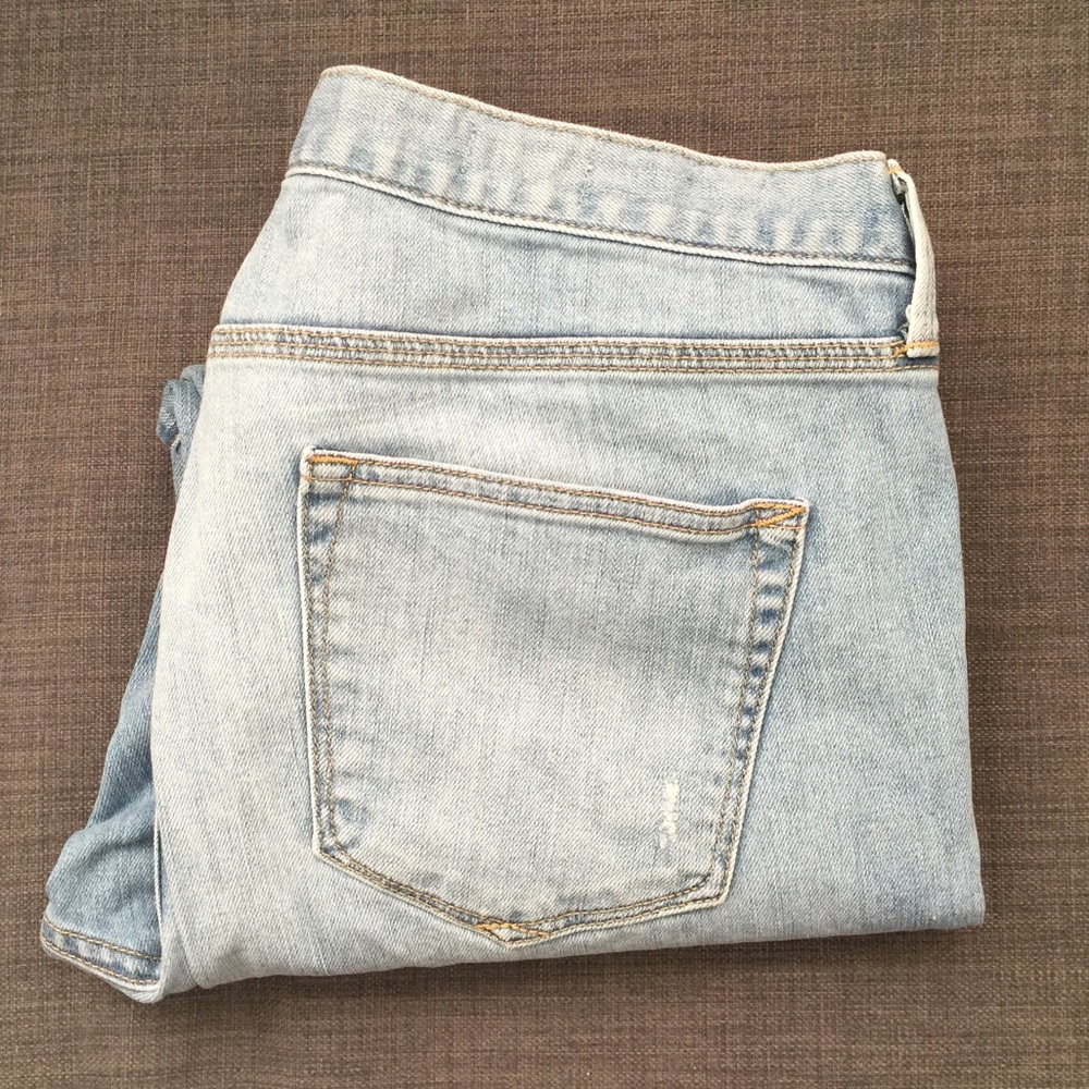 Gap Sexy Boyfriend Jeans!