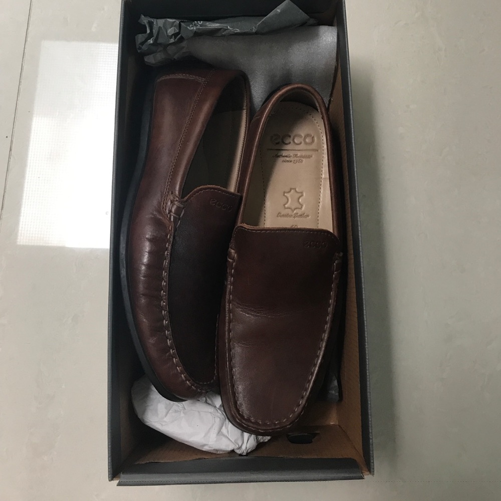 ECCO MEN'S CLASSIC MOC DRIVER (LOAFERS)
