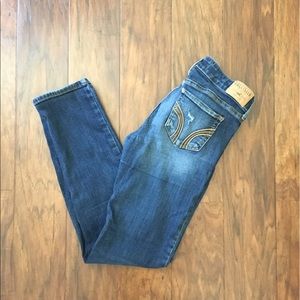 Hollister Skinny Jeans size 3s