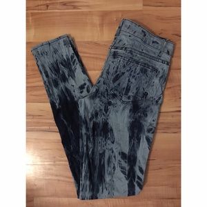 NWOT Rich & Skinny Tie Dye Skinny Jeans 26