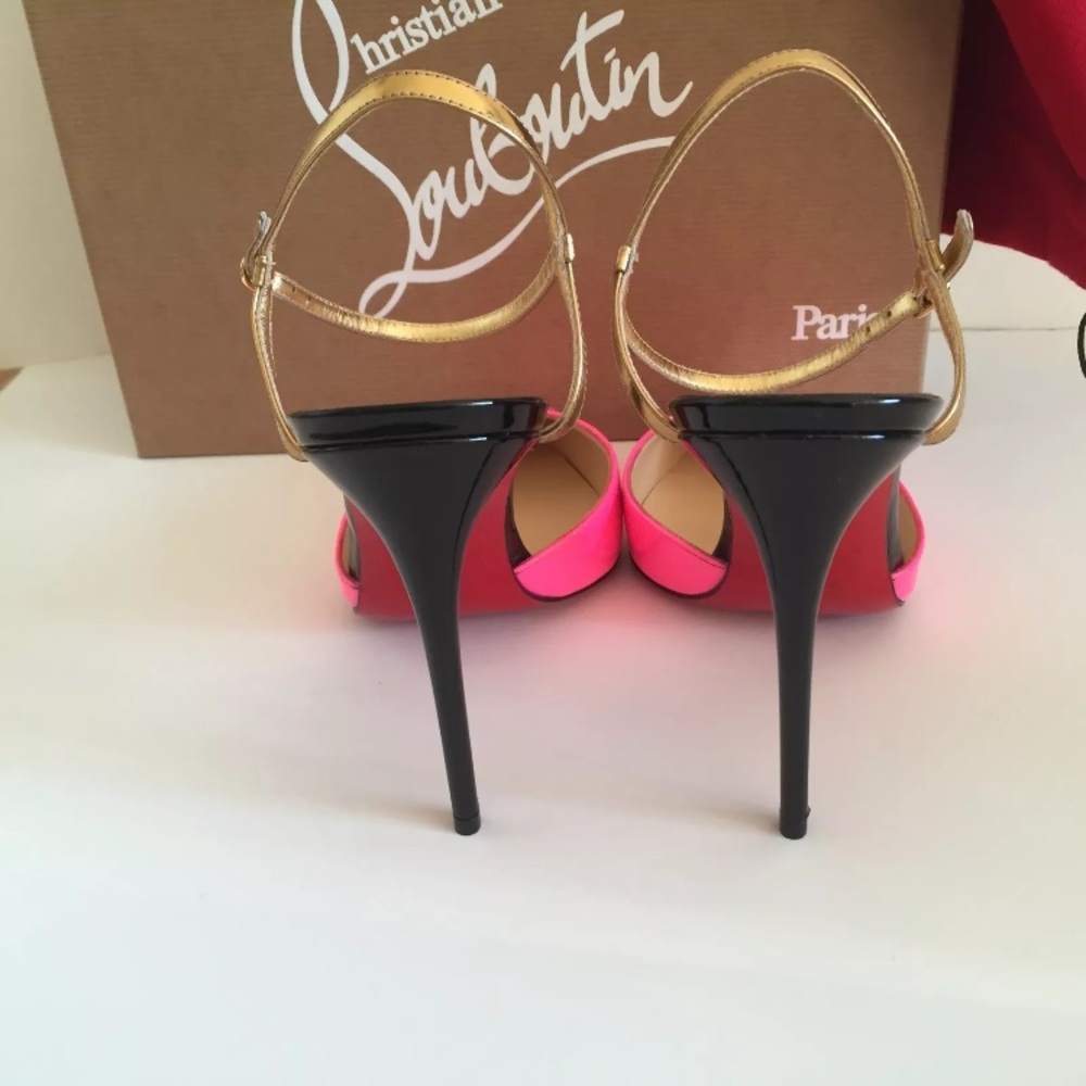 CHRISTIAN LOUBOTION  HOT PINK SLING BACKS SIZE 37 - Picture 3 of 4