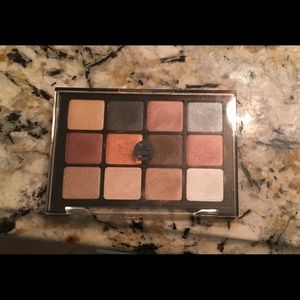 Viseart eyeshadow palette- sultry muse