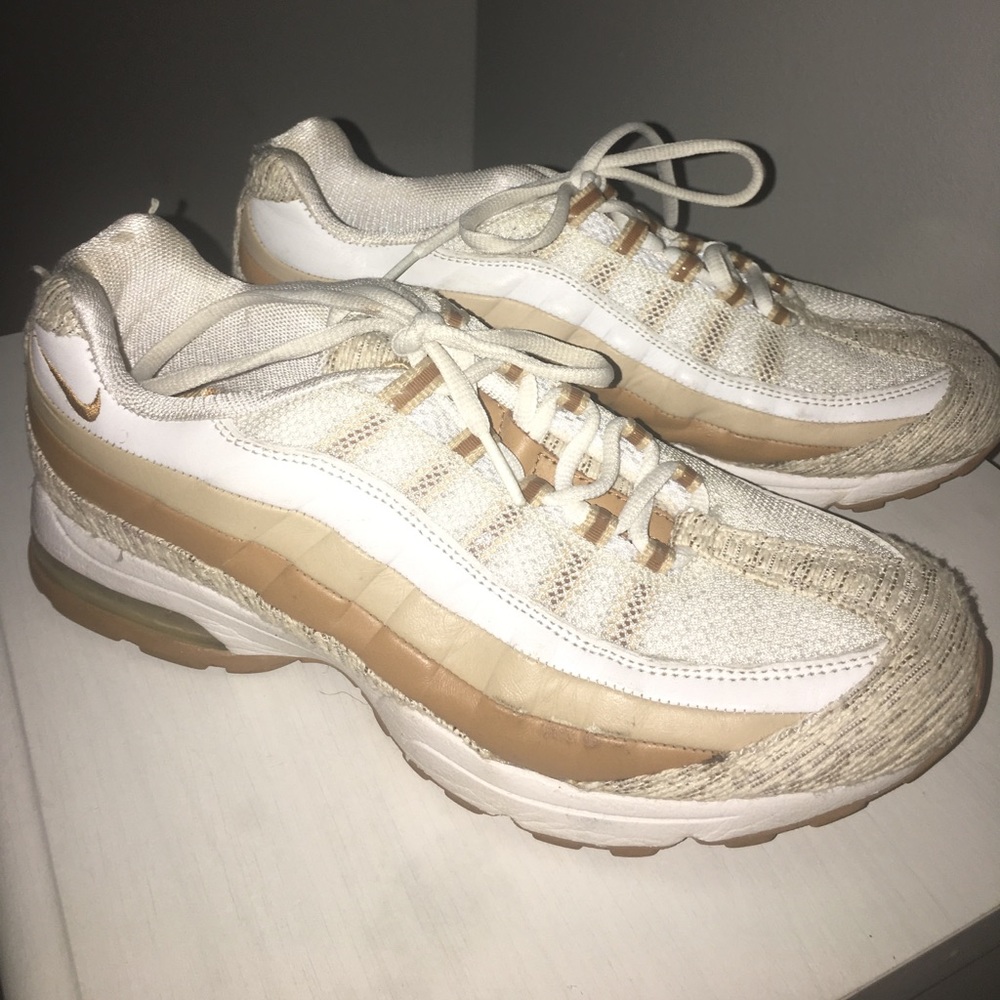 Like New Nike Air Max