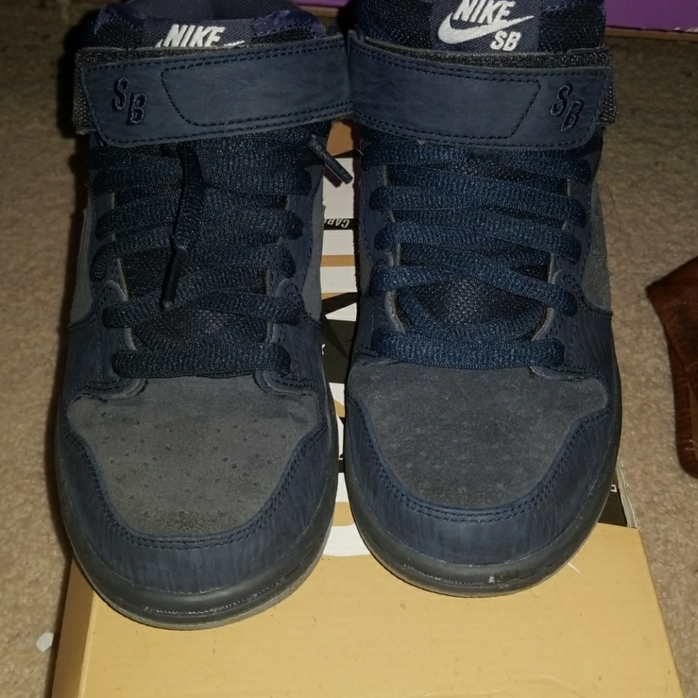 Nike dunk mid sb