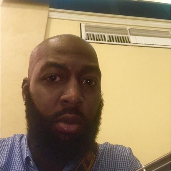 Meet your Posher, Kenneth - Picture 1 of 1