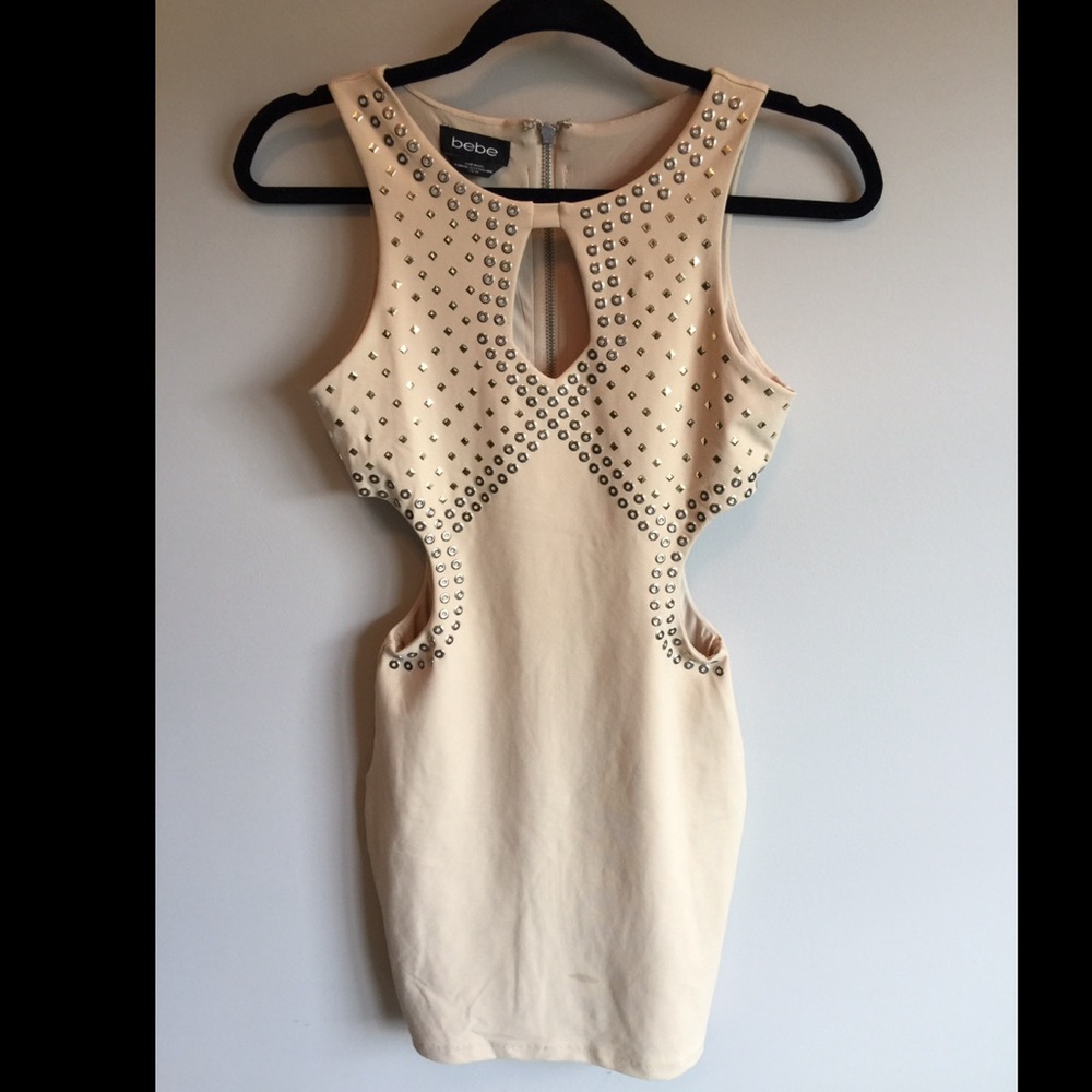 ⭐️SOLD⭐️Bebe dress