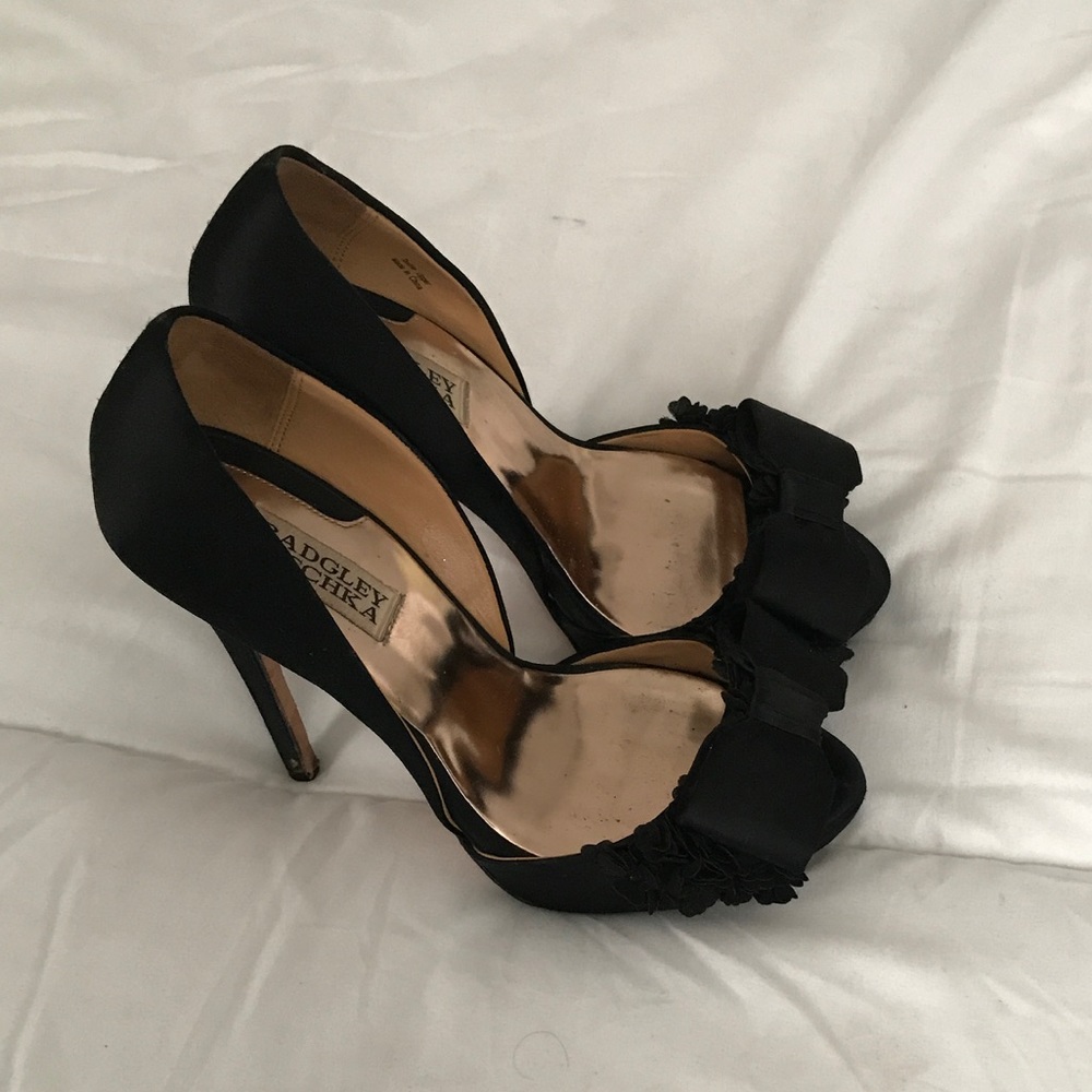 Badgley Mischka heels 👠‼️💕💕