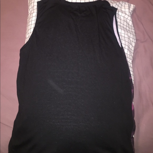 Graphic Tank - Picture 2 of 2