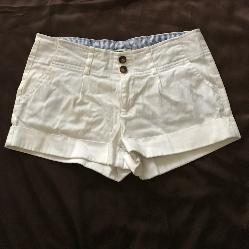 White shorts small Papaya