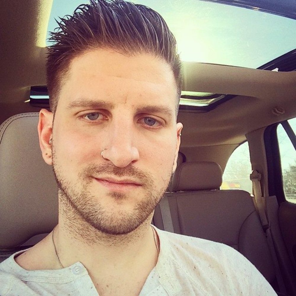 Meet your Posher, Derek