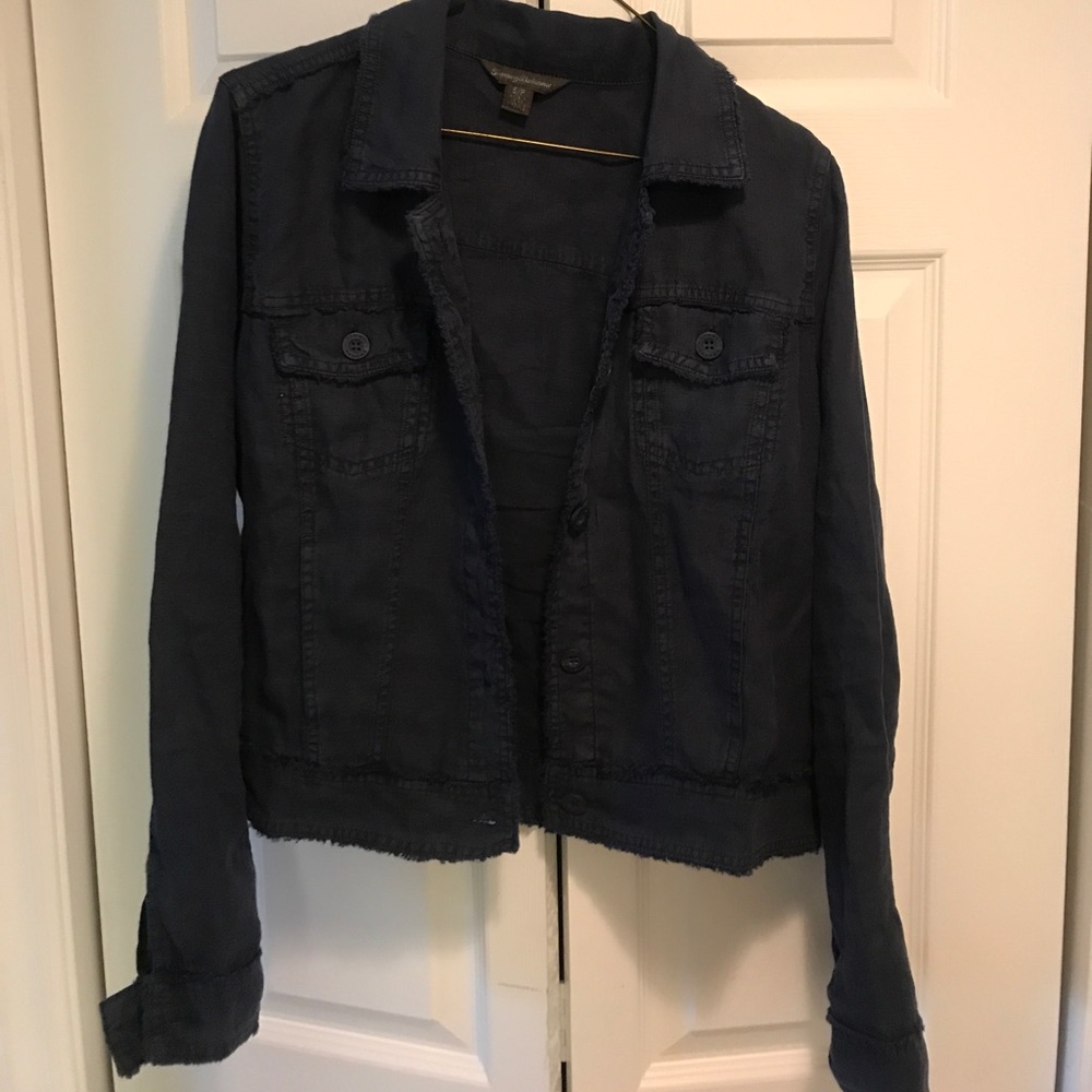 Tommy Bahama light jean jackeh