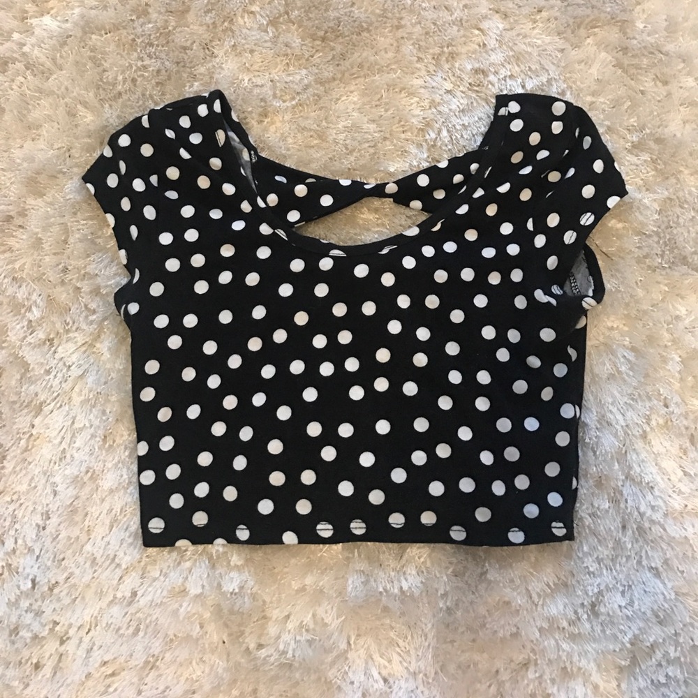 Bow tie polka dot crop top