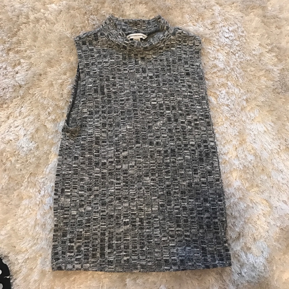 High neck grey knitted crop top
