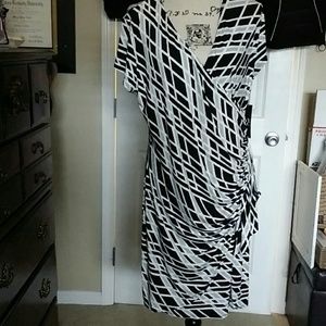 NWT Faux Wrap flattering dress!